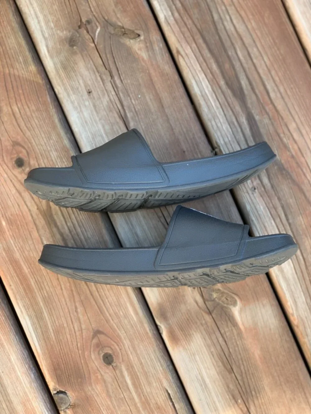 Fila Slide Sandals Unisex Mens 9 Womens 10 Black Beach Casual Active Slip Ons